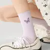 Calcetines Originales Renacentistas para Mujer Primavera y Verano Bordado de Mariposa Calcetines de Media Pantorrilla Morado Nuevo Estilo Chino Calcetines Finos para Mujer