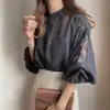 Camisa Chiffon com Renda Rakuten Japão Verão 2026 Novo Estilo Elegante Jacquard Floral Manga Lanterna Transparente para Mulheres