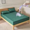 Funda de Cama Impermeable Acolchada Color Sólido Protector de Colchón Totalmente Cerrado Engrosado Antideslizante Impermeable a la Orina a Prueba de Polvo Funda de Colchón Simmons Pieza Única