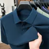 Camisa polo masculina de lã fiada com mangas curtas, uma camada base leve e estilosa, perfeita para primavera, verão e outono, em cores lisas, malha casual e versátil