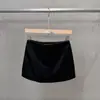 Saia Curta Minimalista Estilo Ins Outono/Inverno 2026 Transfronteiriça Versátil Emagrecedora de Cintura Baixa Linha A na Cor Cáqui
