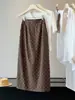 Falda de Algodón y Lino de Estilo Nuevo para Verano con Lunares y Abertura Trasera para Mujer, de Cintura Alta, Adelgazante, de Longitud Media, Falda Recta Moderna y Versátil
