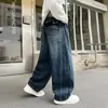 Calças retas para meninos, coleção de outono 2026, estilo novo, calças casuais descoladas e estilosas para meninos mais velhos, jeans infantil de primavera e outono