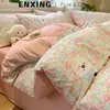 Lindo juego de ropa de cama de franela de algodón con cachorros, juego de cuatro piezas para otoño e invierno, funda de edredón engrosada, juego de tres piezas para cama individual con sábana bajera