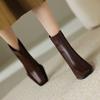 Botas Curtas Quadradas Retrô com Salto Grosso 2026 para Mulheres, Color Block Estilo Francês, Zíper nas Costas, Botas de Cano Curto Simples com Salto Alto para o Trabalho para Mulheres