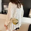 2025 Moda Versátil Bolso Redondo Pequeño Tendencia Personalidad Color Sólido Bolso de Hombro o Muñeca Bolso de Diseño de Nicho de Tendencia para Mujer