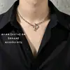 Collar Minimalista de Acero de Titanio Corto con Cierre Cuadrado Hueco tipo OT para Hombres y Mujeres, Cadena de Clavícula de Personalidad Hip-Hop de Moda