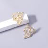 Corea del Sur Ins Geométrico Dorado Perla Diamante Triángulo Primavera Combinable Personalizado Lujo Ligero Popular Aretes de Botón