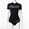 Estilo de ColecciónNuevo Traje de Baño de una Sola Pieza Conservador Adelgazante Cubre Vientre Estilo Falda Manga Larga Deportivo Fuente Termal Playa Protección Solar Traje de Baño