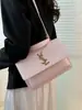 Bolsa Transfronteriza de Comercio Exterior para Mujer 2024 Verano Nueva Versátil Moda Letra Elegante Lujo Ligero Hombro Cruzado Cuadrada Pequeña