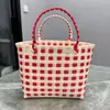 Cesta de presente de feriado em bolsa de palha, bolsa puramente tecida à mão, bolsa de praia com blocos de cor em palha plástica