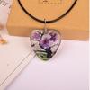 Collar Narciso Corazón del Bosque Vidrio Corazón Durazno Espécimen de Flor Real Gema del Tiempo Flor de Durazno Flor de Cerezo Joyería Cristal