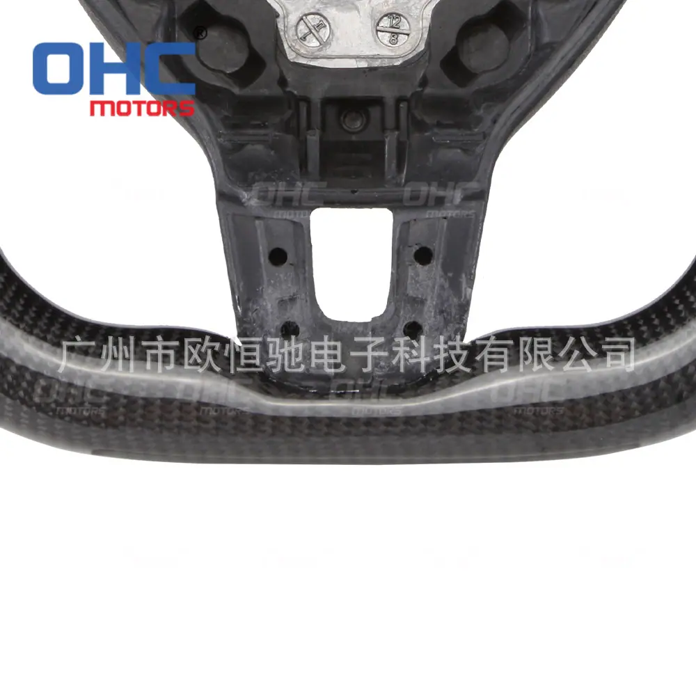 大众高尔夫 打孔皮碳纤维