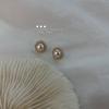 Aretes de perlas redondas de moda pin de plata temperamento de princesa Joker aretes simples joyería de moda para mujer fábrica venta al por mayor