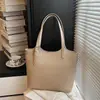 Bolso de Hombro Retro Transfronterizo 2026 Nuevo de Nicho Casual Versátil para Mujer, Gran Capacidad para el Trabajo, Bolso de Mano Versátil
