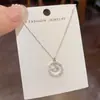 Collar Colgante de Delfín con Incrustaciones de Diamantes, Moda de Lujo Ligero Estilo Francés, Único y Exquisito, Versátil con un Toque de Alta Gama, Cadena para Clavícula al por Mayor