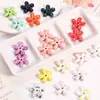 Flor de Cinco Pétalos INS Fresca Cuentas de Cerámica Agujero Recto Flor para Ensartar Cuentas Sueltas Accesorios para Colgante de Cadena de Teléfono Hecho a Mano DIY