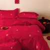 Conjunto de Casamento Estilo Chinês de Algodão Puro Quatro Peças Quarto de Casamento Vermelho Colcha Bordada de Casamento Capa de Colcha de Casamento Conjunto de Roupa de Cama