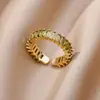 Europa y Estados Unidos anillo de circón de venta caliente ins diseño de moda femenina sensación chapado en oro de 18 quilates anillo anillo anillo joyería anillos