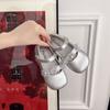 Zapatos de Cuero Versátiles de Moda para Niñas 2025 Primavera y Otoño Nuevo Estilo Suela Suave Dulce Malla con Pedrería Zapatos de Princesa Zapatos Antideslizantes de Rendimiento