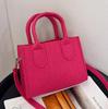 Bolso de Mano de Fieltro Casual de Moda 2025 Nueva Llegada Bolso Bandolera Romboide para Hombro Estilo Occidental Simple Bolso Cuadrado Pequeño