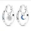 Pendientes Dobles Nuevos Transfronterizos Europeos y Americanos para Mujer, Exquisita y Moderna Joyería para Orejas de Luna y Estrella con un Diseño de Moda, Estilo Popular Más Vendido
