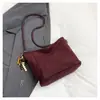 Bolso Casual de Gran Capacidad Bolso Cruzado para Mujer Simple de Gamuza Moda para Viajar al Trabajo Bolso de Hombro Versátil Portátil Bolso Cubo