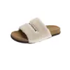 Sandalias de Lino Plisadas Estilo Retro para Mujer Verano Uso Exterior 2026 Nuevo Estilo Zapatos de Playa para Vacaciones Suela Plana Pantuflas para Mujeres Embarazadas
