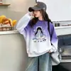 Colección Otoño 2026: Sudadera con cuello redondo y forro polar degradado para niñas, top elegante y moderno de manga larga para niñas mayores