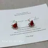 Diseño Minimalista de Nicho Rojo Sangre de Paloma Diamante Brillante Lágrima Collar Pendientes Vintage Lujo Ligero Temperamento Iluminador Cadena de Clavícula Ultra Fina