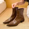 Botines planos de talla grande, estilo minimalista, punta fina, tacón bajo, estampado de cocodrilo, 2026, nuevos, versátiles, casuales, estilo francés
