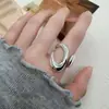 Anillo geométrico calado para mujer, estilo simple y cool, elegante y único, anillo abierto versátil, anillo para dedo índice de celebridad de internet estilo ins