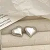 Brincos de Agulha Prata com Design de Coração Doce Cravejado de Diamantes, Requintados e Elegantes, Versáteis para o Dia a Dia, Brincos de Luxo Leve da Moda