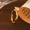 Moda Transfronteriza Compromiso Europeo y Americano Anillo de Diamante Cuadrado Princesa Temperamento Joyería Exquisita Anillo Abierto de Gama Alta