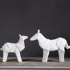 Adornos de caballo de cerámica de estilo nórdico, artesanías creativas para el hogar, decoraciones para gabinetes de vino de sala de estar, decoración de apertura al por mayor
