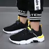 Zapatos para Niños 2026 Estilo Primavera/Verano Zapatos Deportivos de Moda para Niños Superficie de Cuero Suela Suave Zapatos para Correr Infantiles Zapatos de Otoño para Niños Niños Medianos y Mayores