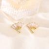 Aretes en forma de abanico para mujer s925 Simples Pequeños Aretes de Zirconia Micro-incrustada Diseño Nicho 2022 Nueva Moda