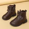 Otoño 2026 Botines Cortos para Niños Suela Blanda Botas de Piel Lazo Estilo Coreano Moda Zapatos para Niños Moda Princesa Botas tipo Martin para Niñas