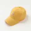 Boné Infantil de Algodão com Aba Bordado Letra Aba Curva Boné de Beisebol Proteção Solar Chapéu à Prova de Vento Estilo Primavera e Verão