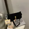 Textura de Design Vintage de Nicho Nova Coleção Outono 2025 Versão Coreana Moda Tendência Versátil Estiloso Bolsa de Ombro Único Transversal