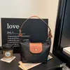 2026 Casual Novo Estilo Bolsa Personalizada Bolsa de Ombro Moda Cor Sólida Chique Trabalho Deslocamento Sob o Braço Mini Simples Bolsa Feminina