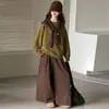 Conjunto de suéter de tricô casual para meninas, primavera e outono, novo estilo 2026, para crianças mais velhas, conjunto de duas peças estiloso e versátil para o final do outono