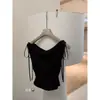 Camiseta Preta Sem Mangas para Mulheres, Novo Estilo Verão 2026, Toque Elegante e de Alta Qualidade, Corte Justo com Cordão, Cintura Franzida e Decote Drapeado