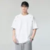 Diseño estilo americano, deconstruido con costuras visibles, camiseta de manga corta para hombre, nuevo modelo de verano, hecha de tejido modal, fresca y antibacteriana, cuello redondo, mangas de tres cuartos