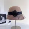 Sombrero de Pescador de Malla Estilo Celebridad para Mujer, Sombrero de Fieltro de Lana Australiana Otoño e Invierno, Sombrero de Lino con Flor, Sombrero Tipo Cubeta Estilo Hepburn, Moderno