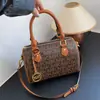 Bolso de mano para mujer de comercio exterior más vendido transfronterizo 2026 nuevo diseño de moda estampado de letras bolso de hombro casual versátil bolso tipo almohada