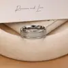 Anillo delgado dulce de capas para mujer, anillo abierto en forma de corazón exquisito y versátil, anillo de dedo índice moderno de alta gama estilo ins