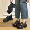 Mocasines Gruesos Estilo Británico 2026 Primavera y Otoño Nuevos Cómodos Simples Puntera Redonda Aumentadores de Altura Zapatos de Cuero
