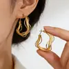 Pendientes de viento de metal con protección ambiental para mujer, aretes de temperamento de anillo multicapa europeos y americanos, de moda, con personalidad simple, anillo liso, geométrico, redondo, oreja