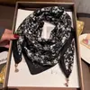 Bufanda de Seda Estilo Coreano con Hebilla Magnética para Mujer, Bufanda Cuadrada Delgada, Bufanda de Invierno con Colgante, Decoración para Cuello, Moda Versátil, Protector de Cuello, Venta al por Mayor